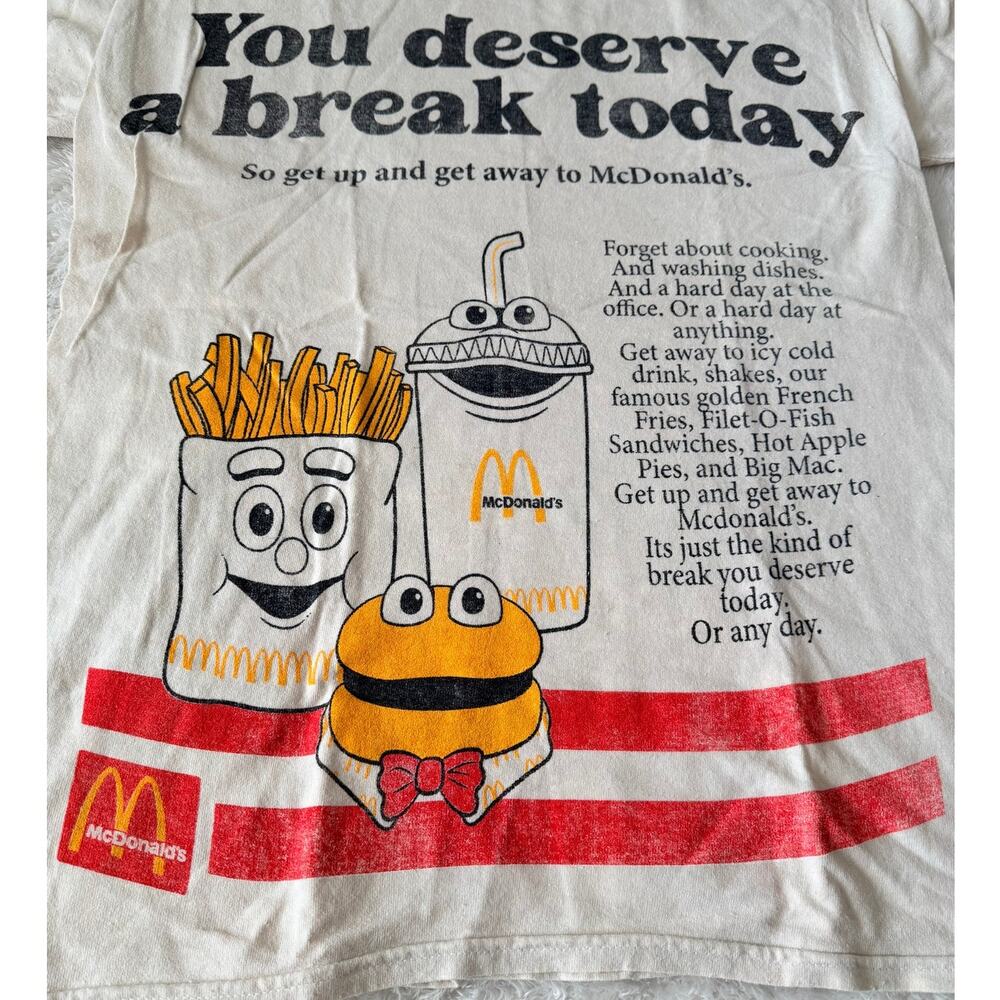 McDonald’s You Deserve a Break Today Retro Graphic Tee Small NWT - Picture 6 of 6